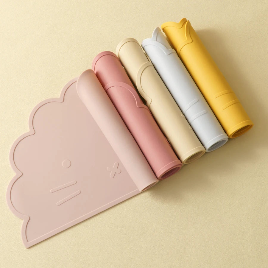 1PC Baby Silicone Placemat BPA Free Cute Cartoon Lion Shape Baby Tableware Solid Color Baby Stuff Heat Insulation Table Placemat